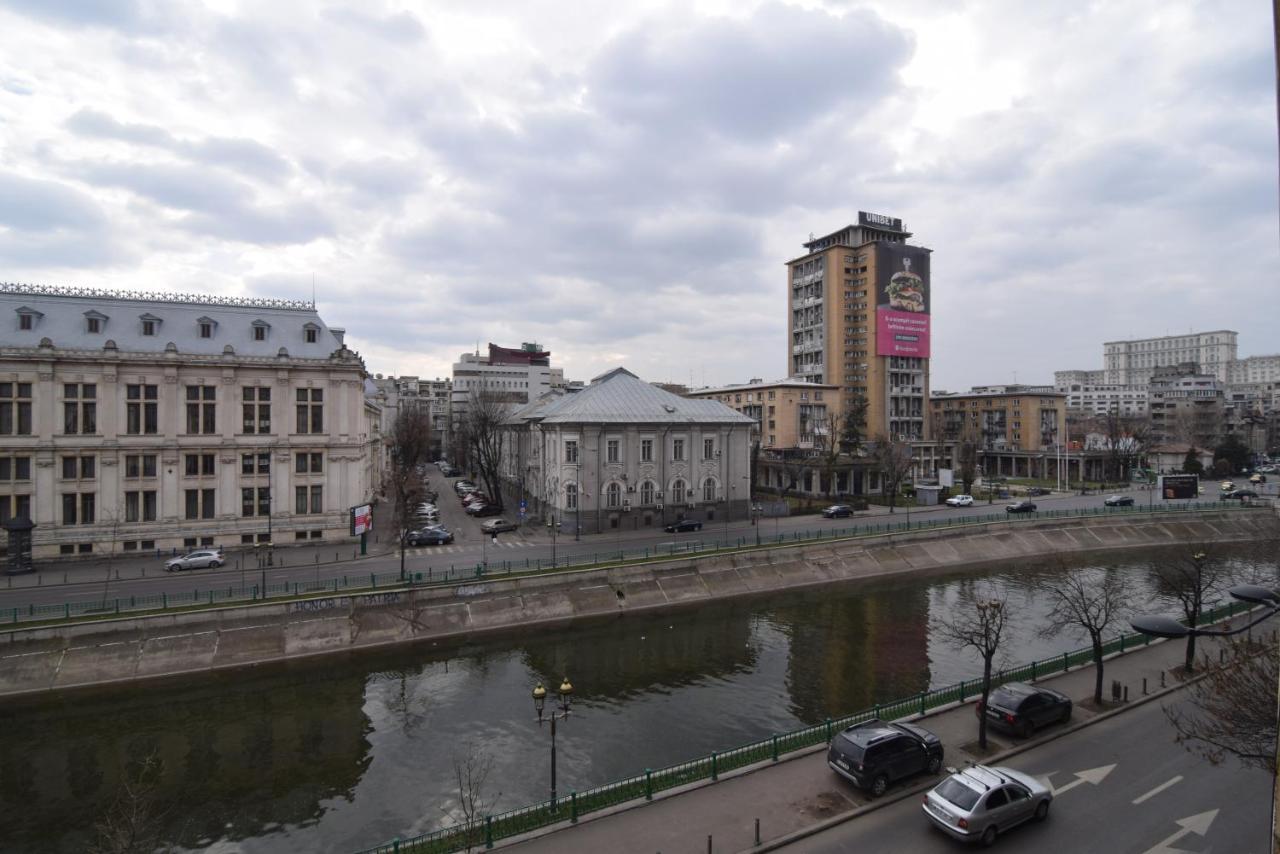 Old Town - Beautiful View Apartment Bukares Bagian luar foto